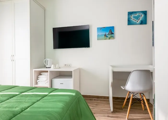 Amore&psiche - De Vivo Realty Bed & Breakfast 3*