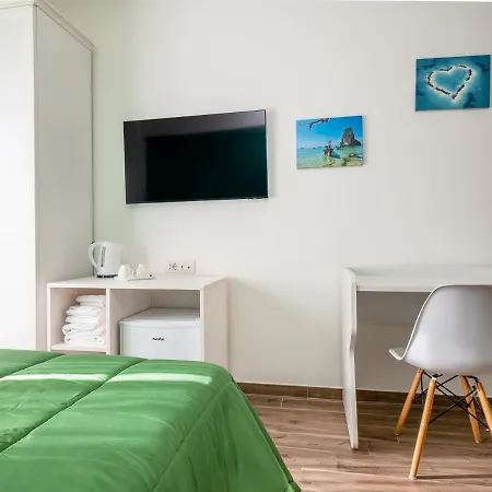 De Vivo Realty - Amore&psiche Frühstückspension 3*